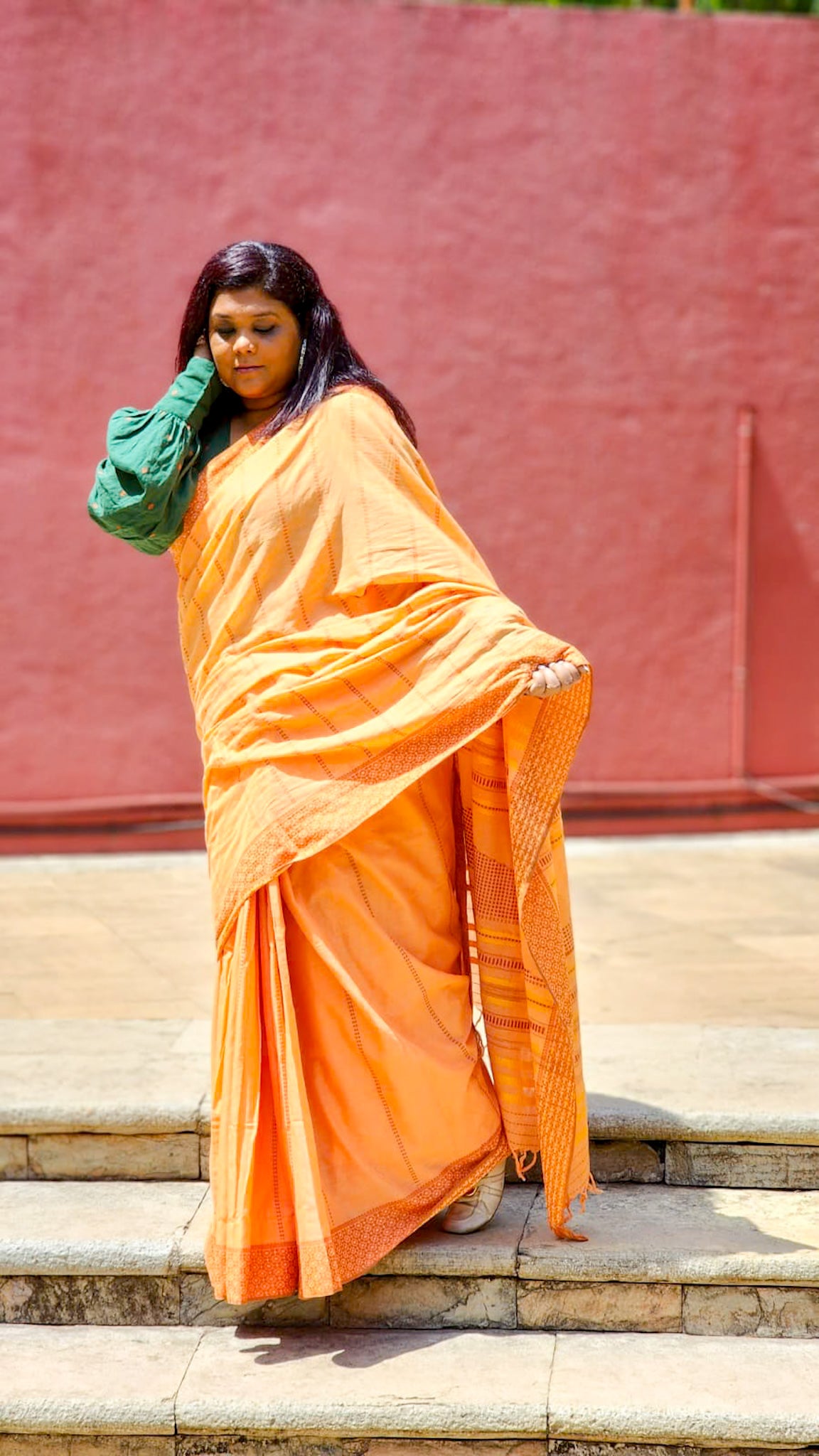 Peach handloom cotton saree with yellow woven lines – cheerful everyday drape from RURIethnic.