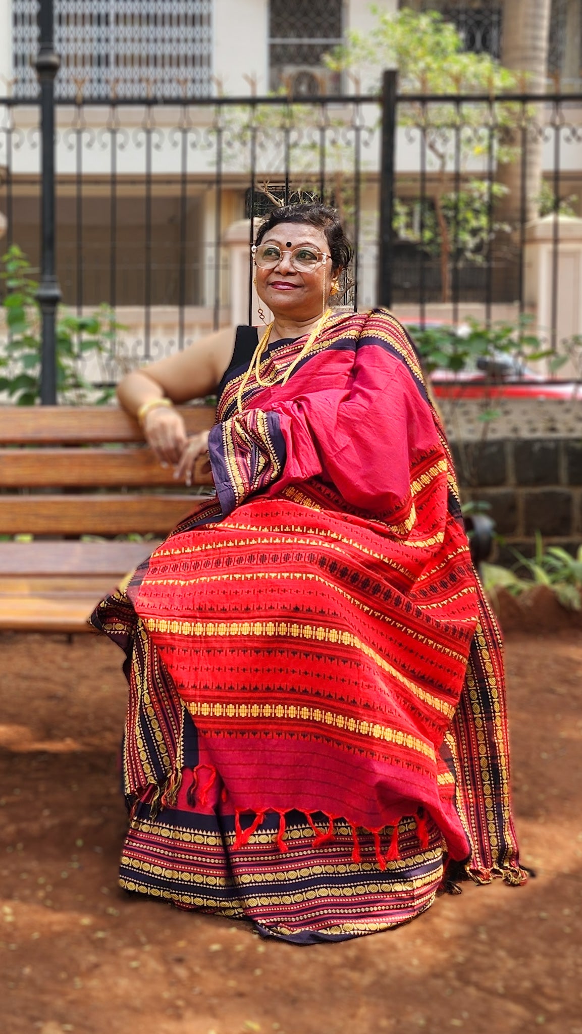 Rani Hawa pink cotton handloom saree with black and gold border – breathable everyday wear from RURIethnic.